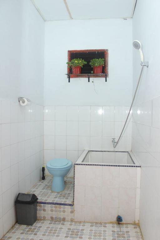 Kuala Namu Guest House Medan Exterior photo