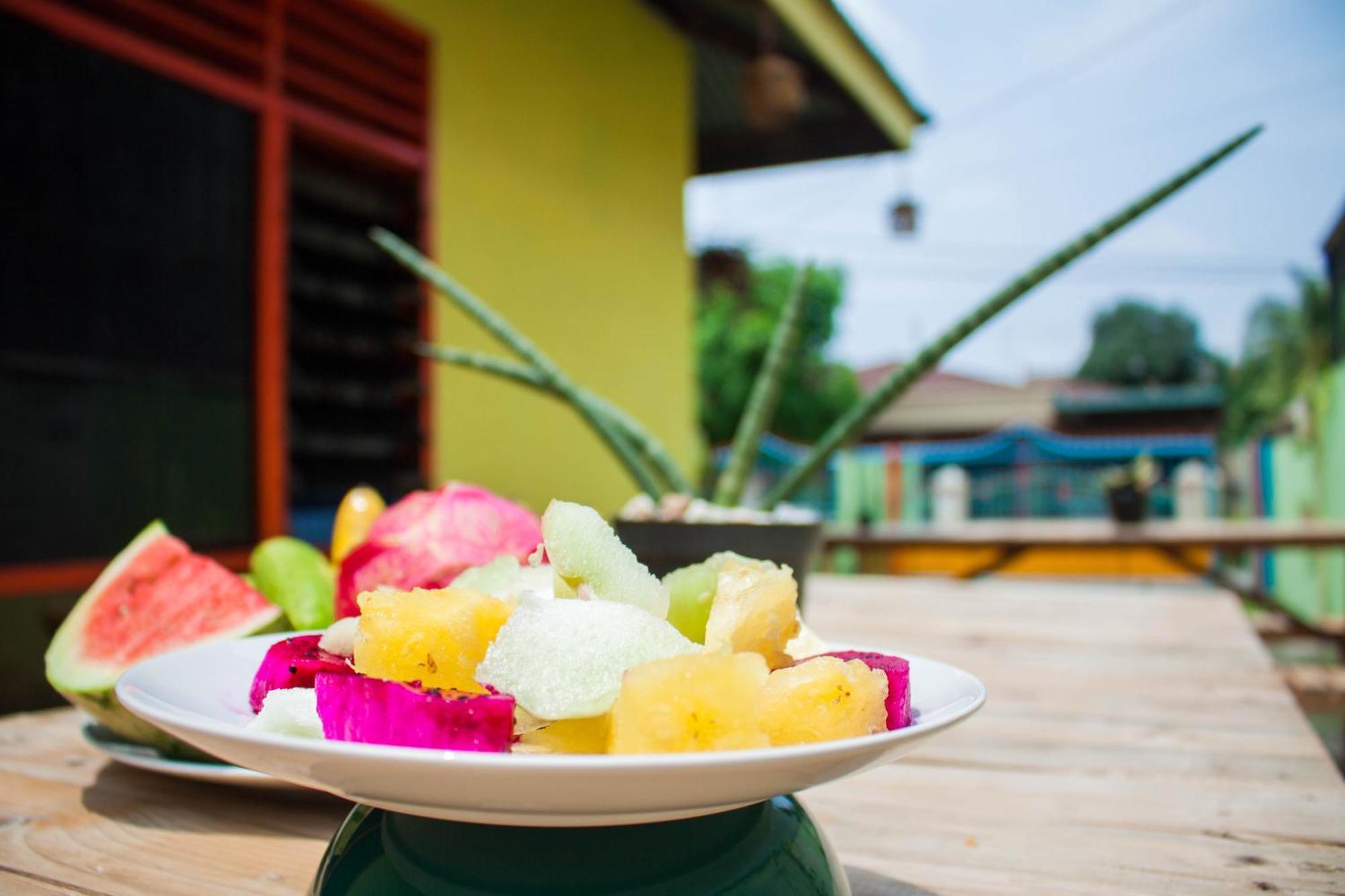 Kuala Namu Guest House Medan Exterior photo